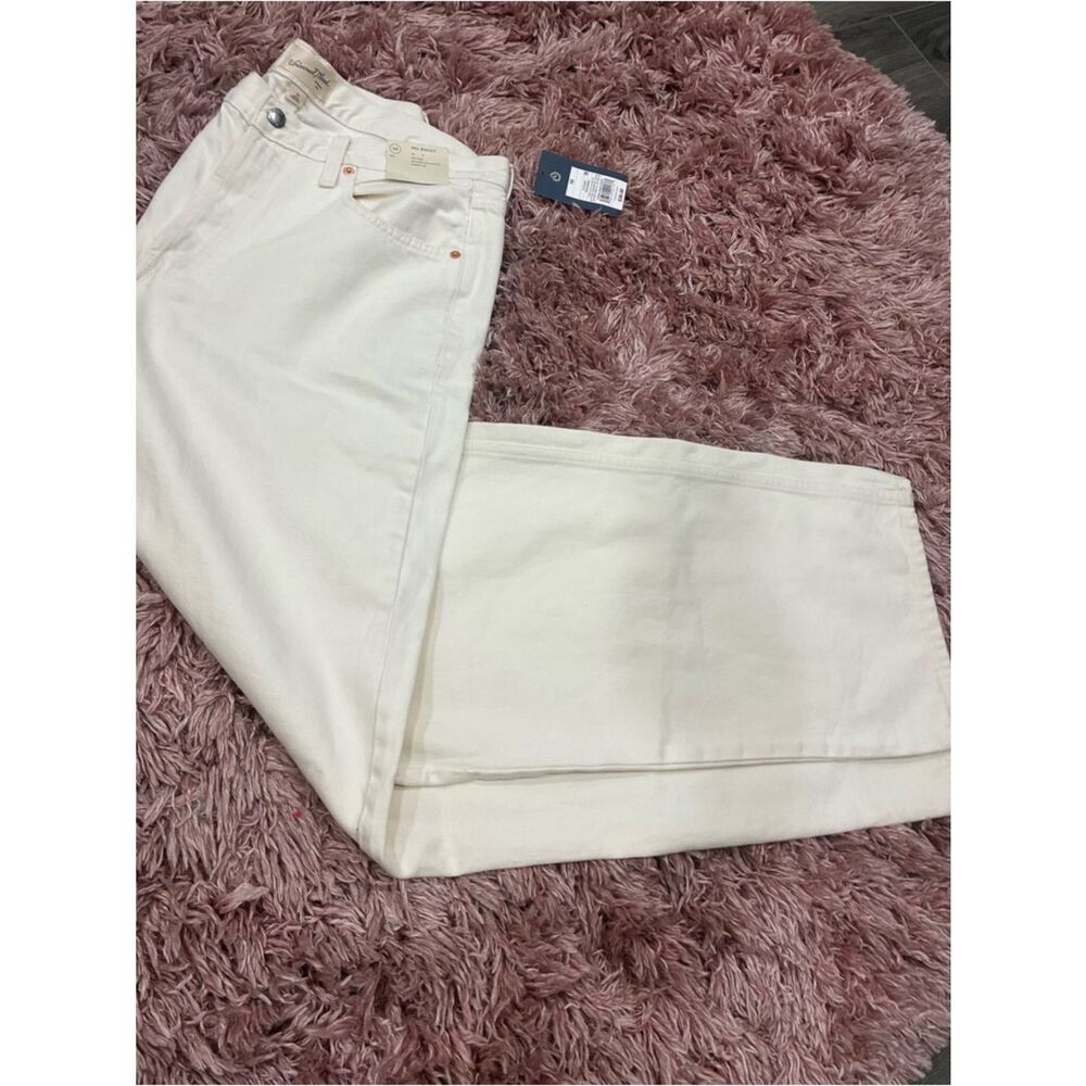 Universal Thread Cream High-Rise 90's Baggy Jeans
